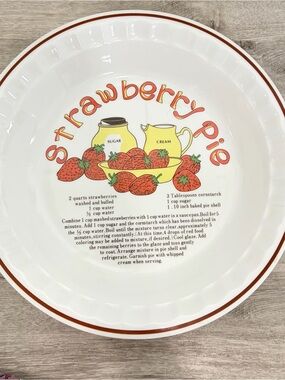 Strawberry Pie Recipe Baker Dish Pie Plate 10.5 inch Hankook Vintage